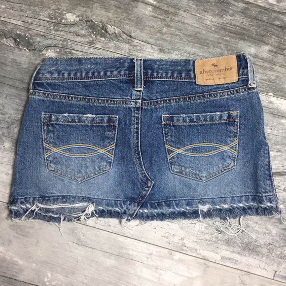 Destroyed Ripped Frayed Edge Hem Denim Jean Skirt - Picture 4 of 7